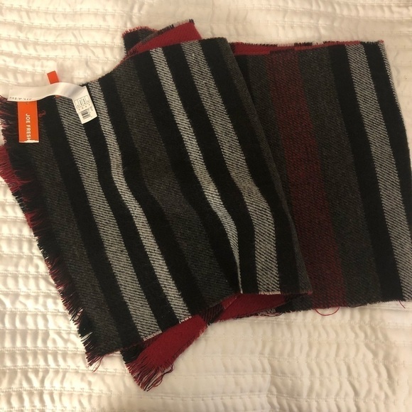 PLAID Scarf - Picture 2 of 2